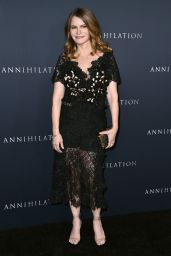 Jennifer Jason Leigh – “Annihilation” Premiere in Los Angeles