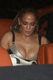 Jennifer Lopez Night Out - Casa Tua Restaurant in Miami