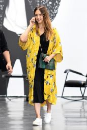 Jessica Alba Shopping in Beverly Hills 02/08/2018