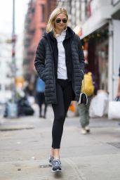 Karlie Kloss Street Style - New York City 02/15/2018