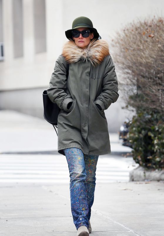 Katie Holmes Winter Street Style - New York City 02/26/2018