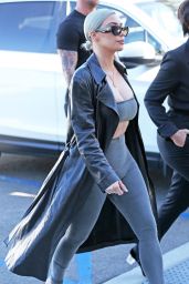 Kim Kardashian Arriving for a Sushi Lunch in LA