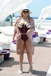 Lady Nadia Essex - Pool Party in Cape Verde 02/01/2018