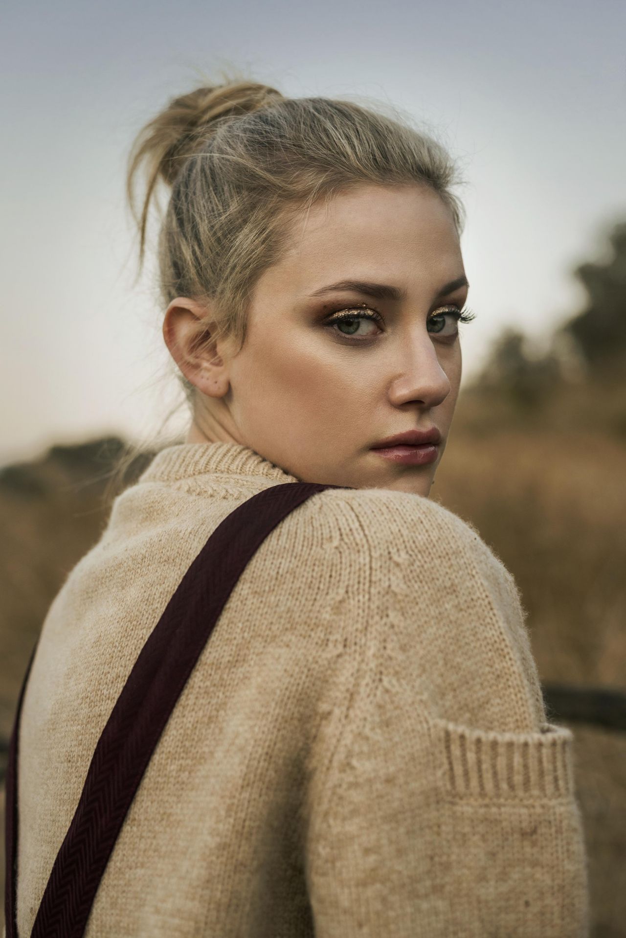 lili-reinhart-photoshoot-for-pulse-spikes-winter-2018-0.jpg