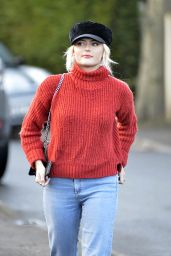 Lucy Fallon Out in Leeds 02/01/2018
