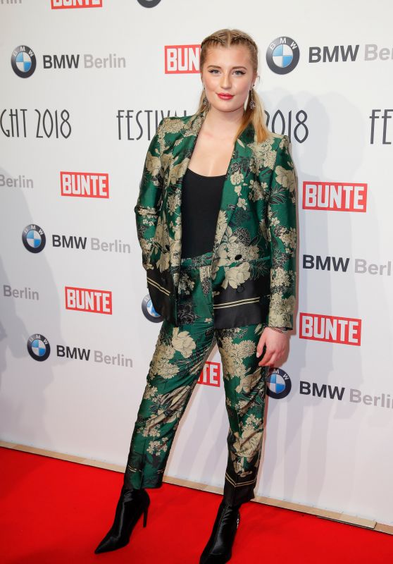 Luna Schweiger - BUNTE & BMW Host Festival Night 2018, Berlinale 2018