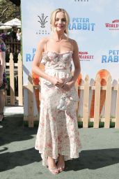 Margot Robbie - "Peter Rabbit" Premiere in Los Angeles