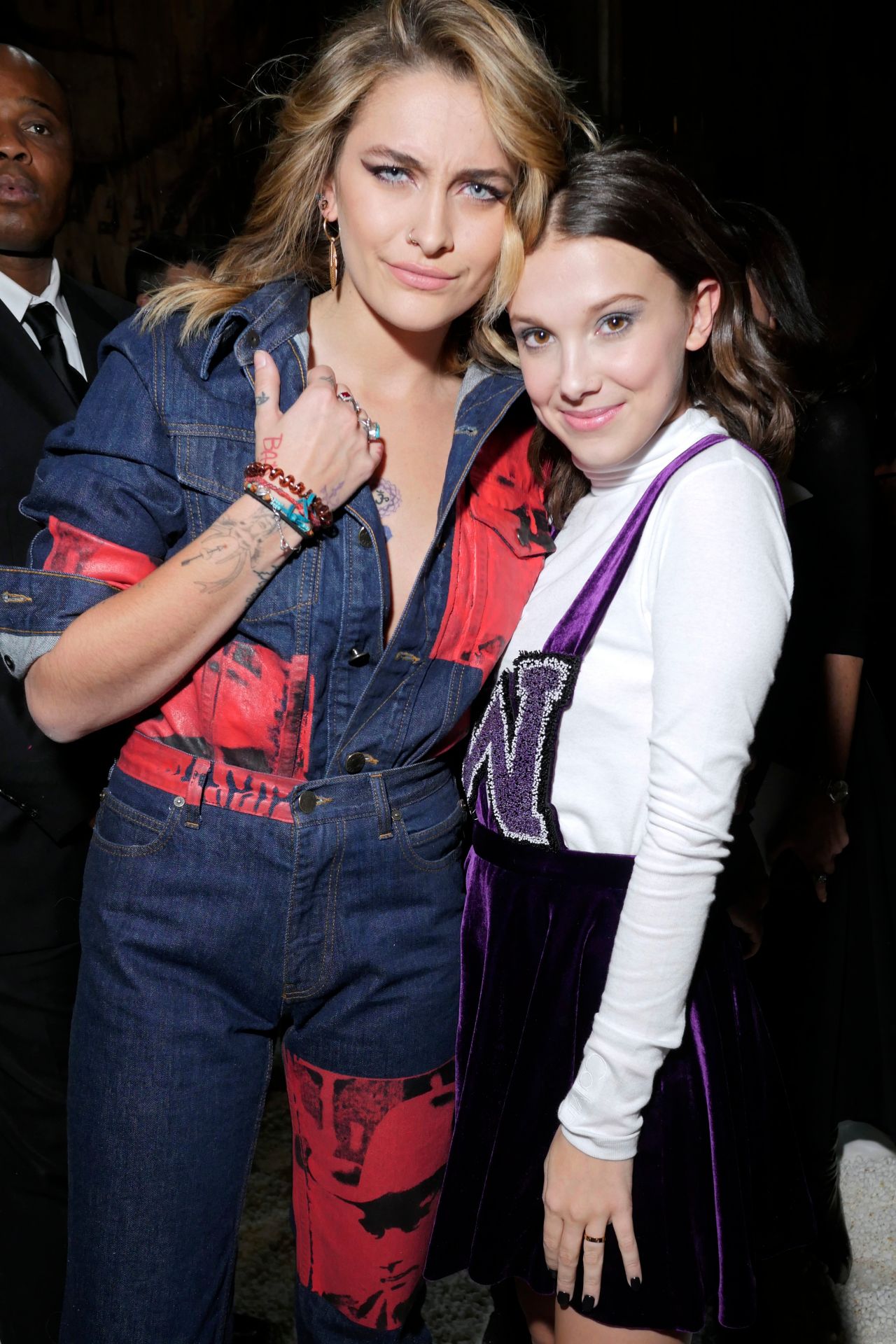 Millie Bobby Brown Fan on X: Photos: 2018 NY Fashion Week (Calvin Klein)  Event + Photo Session -- see more photos at 'Millie Bobby Brown' (a  fansite):  #MillieBobbyBrown @milliebbrown  @Milliestopshate #strangerthings