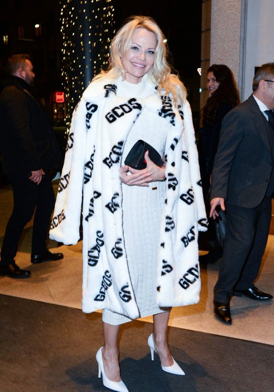 Pamela Anderson - Arrives at Her Hotel in Milan 02/22/2018