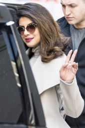 Priyanka Chopra - Stops For Coffee on Her Way to Set for Filming in NYC