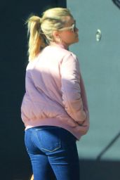 Reese Witherspoon Booty in Jeans - Beverly Hills 02/22/2018