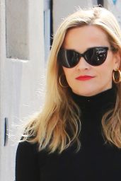 Reese Witherspoon Chic Style - Stopping by Her Office in Brentwood