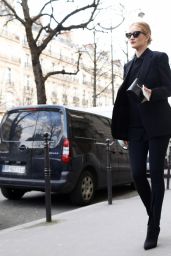 Rosie Huntington-Whiteley in Stylish - Paris 02/26/2018