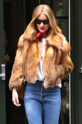 Rosie Huntington-Whiteley Street Fashion - New York City 02/10/2018