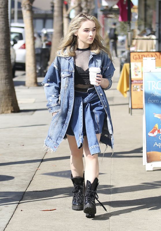 Sabrina Carpenter - Out for a Coffee in Los Angeles