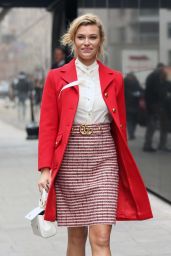 Samantha Hoopes Fashion Style - Leaving Good Day NY 02/14/2018