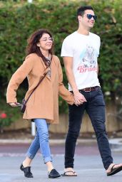 Sarah Hyland With Wells Adams - Heading to Gelson