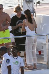 Selena Gomez and Justin Bieber - Sailing With the Family in Jamaica 02/22/2018
