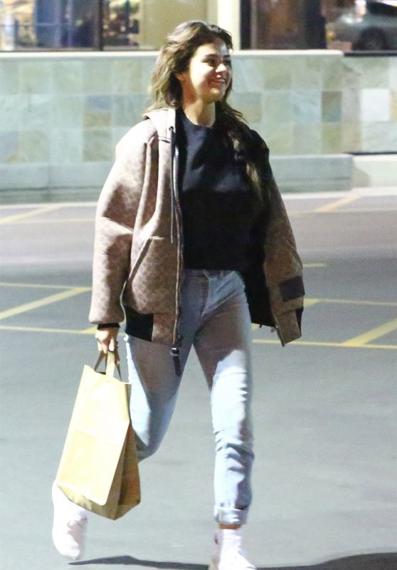 Selena Gomez at Vons Supermarket in LA 02/21/2018