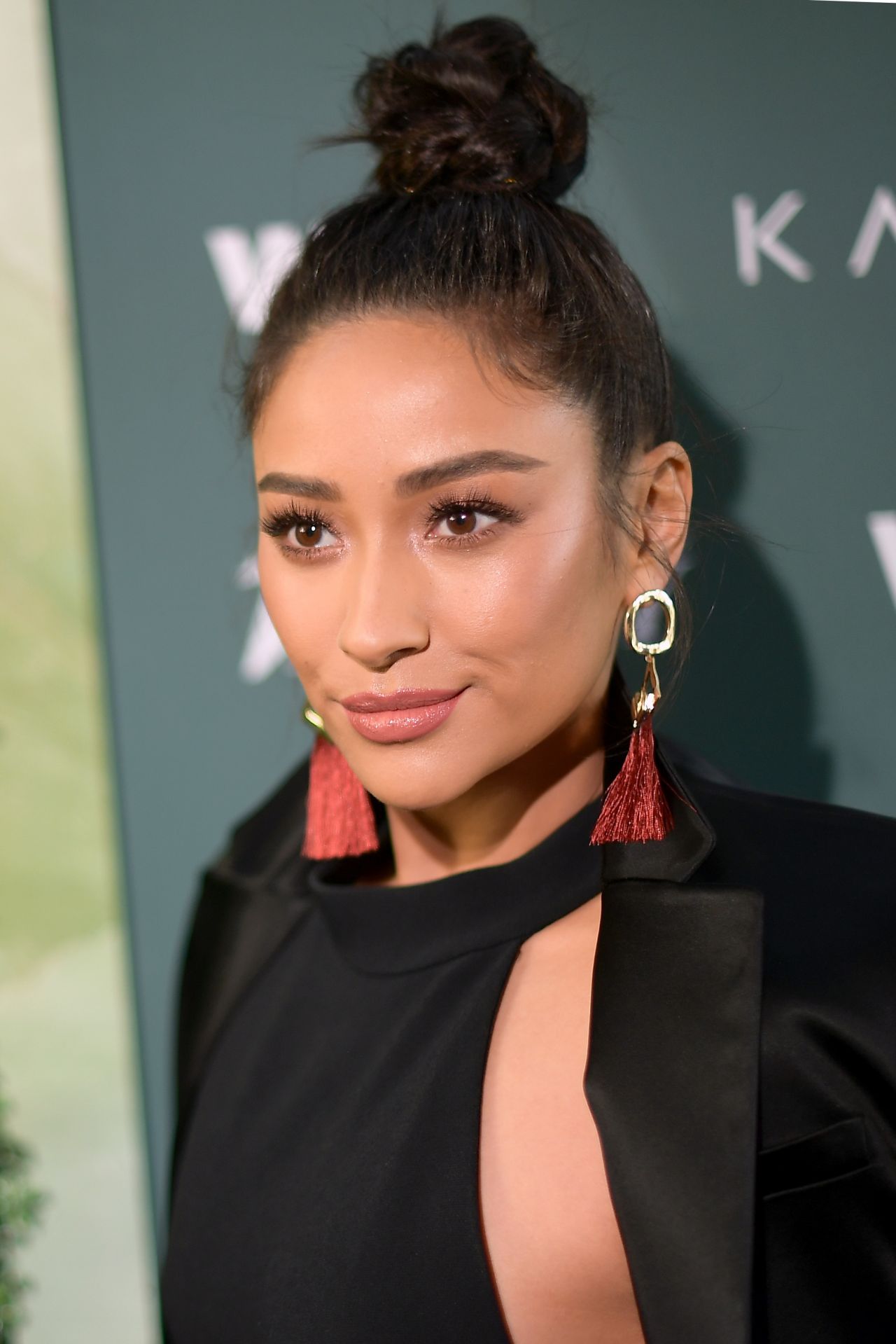 Shay Mitchell – Variety, WWD and CFDA’s Runway to Red Carpet Event in