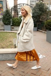 Sienna Miller – Tory Burch Fashion Show Fall Winter 2018 in NYC