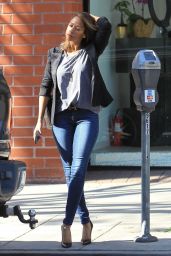 Stacey Dash Shopping in Beverly Hills 01/31/2018