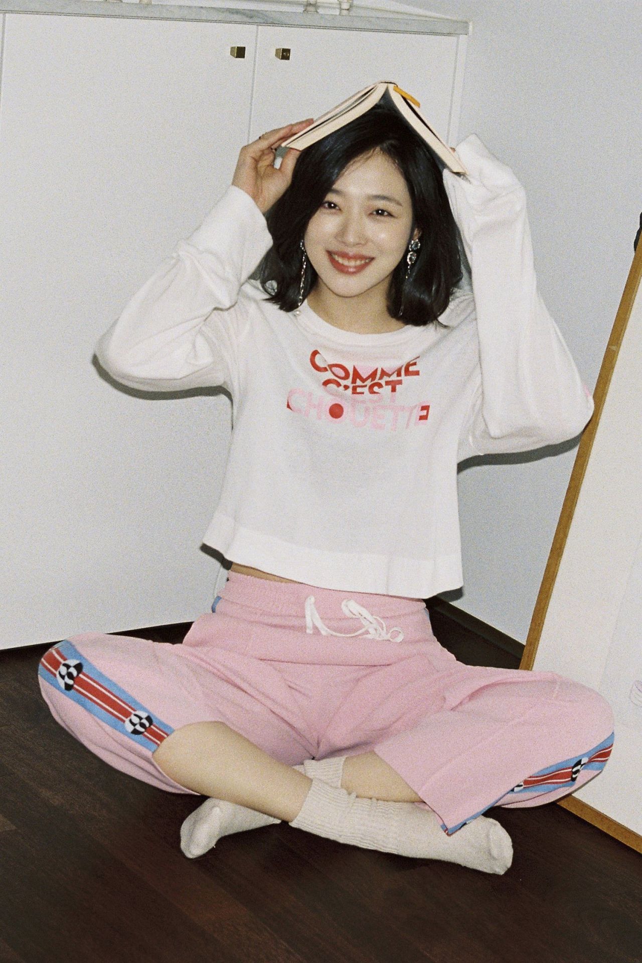 Sulli - Photoshoot for Lucky Chouette Spring/Summer 2018.