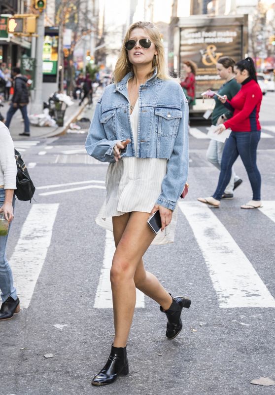 Toni Garrn - Crosses the Street in New York, February 2018