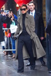 Victoria Beckham Out in Manhattan, NYC 02/11/2018