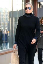 Yolanda Hadid Street Fashion - Out in New York 02/12/2018