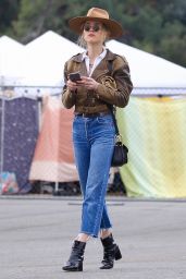 Amber Heard Casual Style - Silver Lake Farmers Market in LA, March 2018