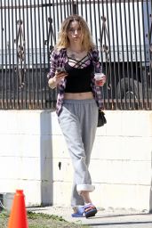 Amber Heard - Filming "Run Away With Me" in Los Angeles 03/26/2018