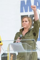 Amy Schumer – Meet Up at the Anti-Gun “March For Our Lives” Rally in LA