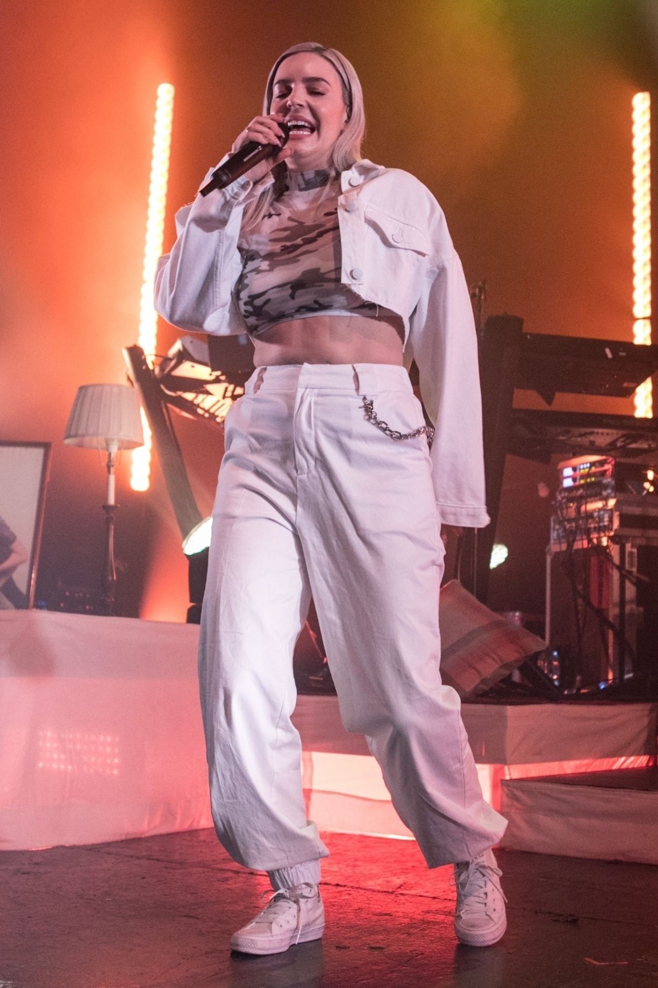 Anne-Marie Performing Live at the O2 Institute Birmingham 03/19/2018