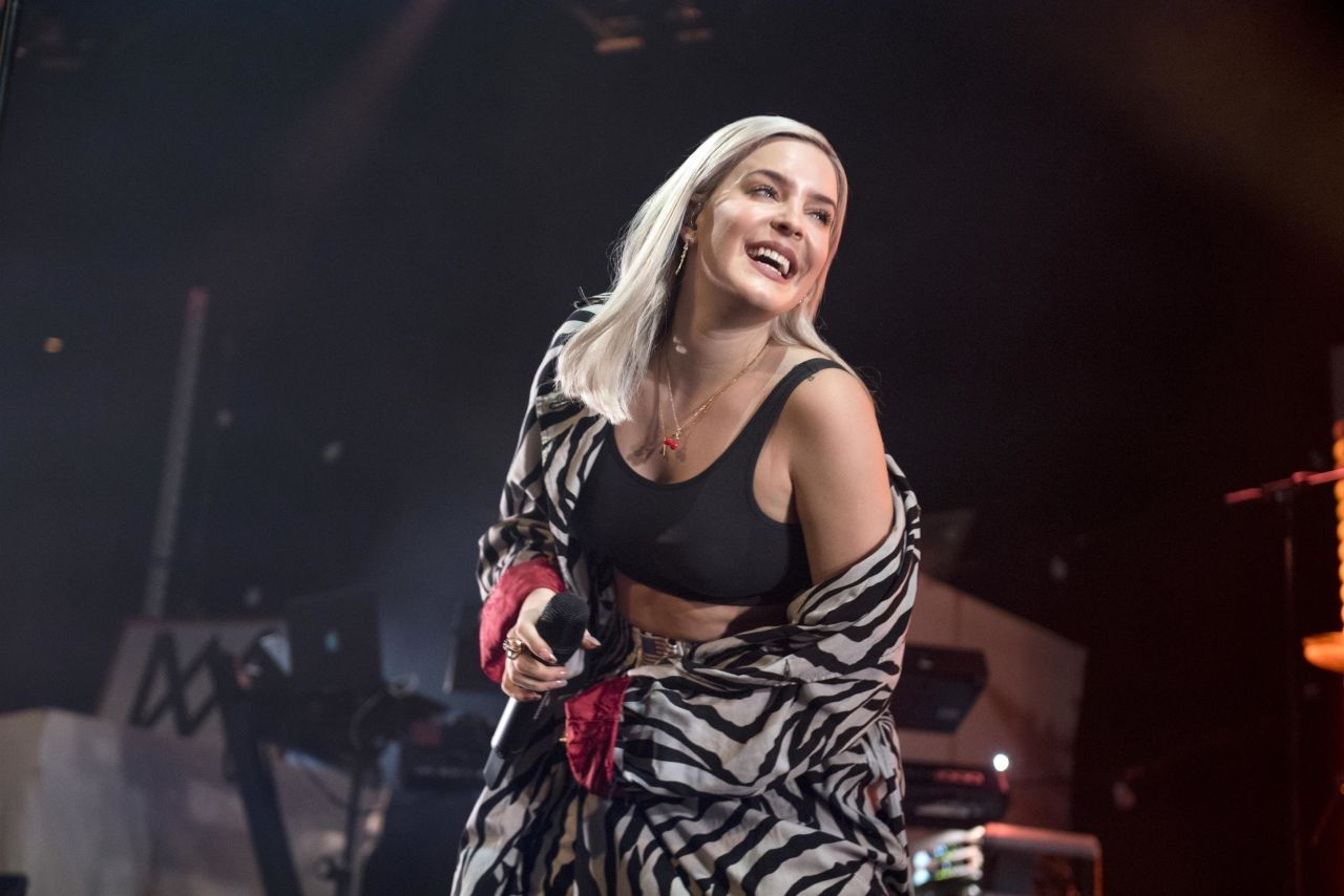 Anne-Marie Performing Live at the Roundhouse in London 03/22/20181280 x 854