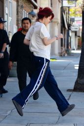 Bella Thorne - Out for Lunch in Studio City 03/26/2018