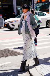 Candice Swanepoel - Shows Off Her Maternal Fashion in NYC