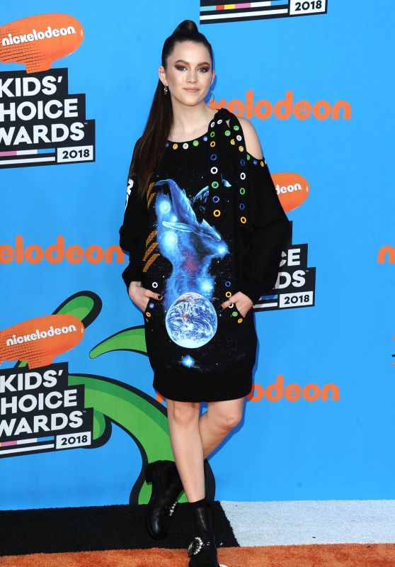 Chloe East – 2018 Nickelodeon Kids’ Choice Awards