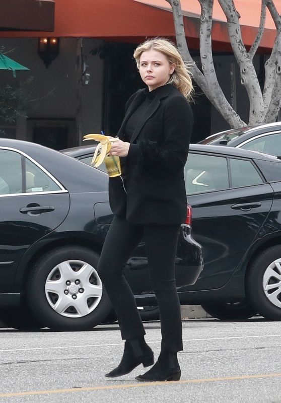 Chloe Grace Moretz - Running Errands in Beverly Hills 03/20/2018
