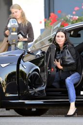 Courteney Cox Casual Style - Out in West Hollywood 03/06/2018