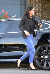 Courteney Cox Casual Style - Out in West Hollywood 03/06/2018