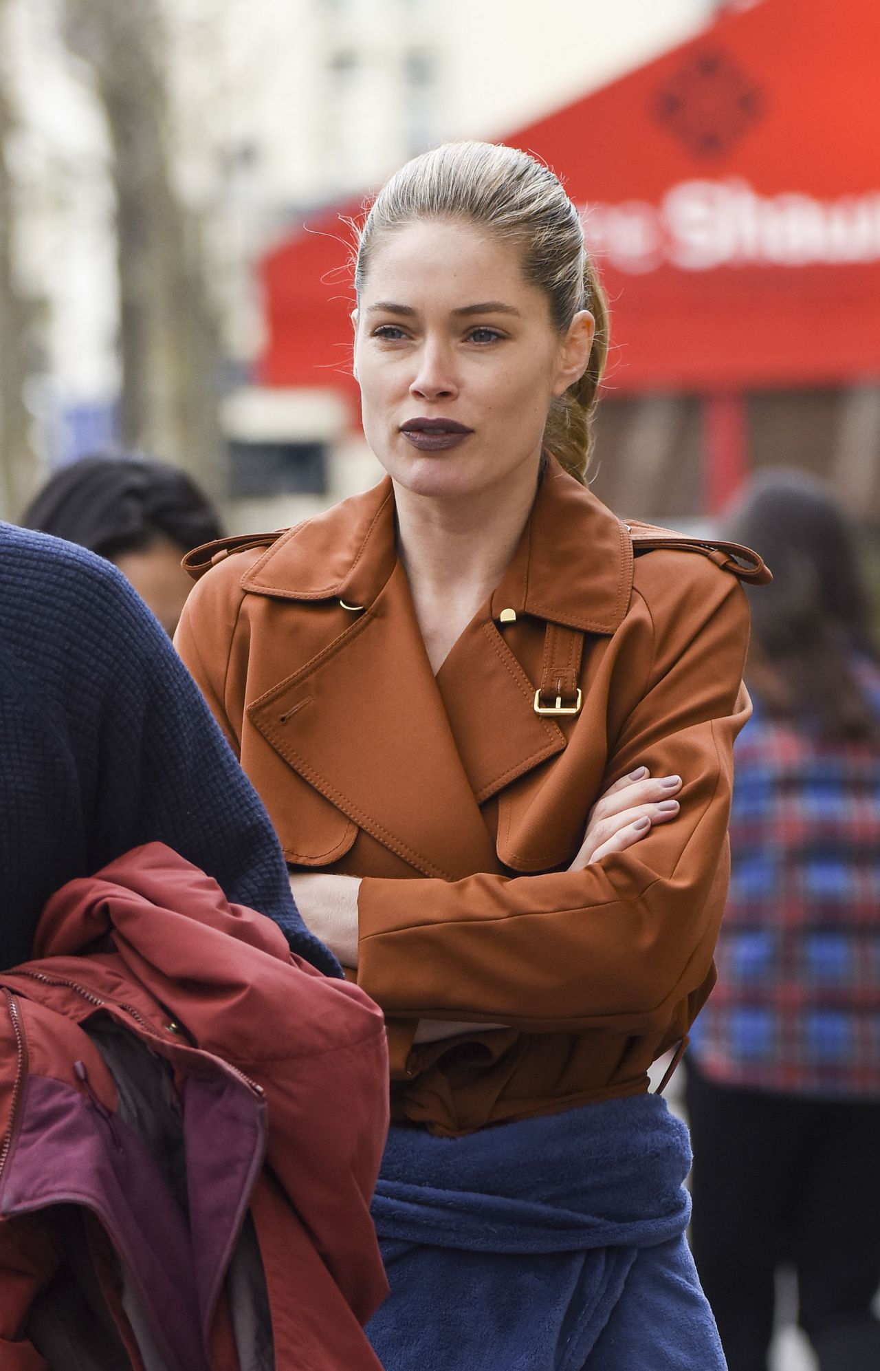 Doutzen Kroes Shooting for l'Oreal at the Carreaux du Temple in Paris