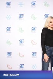 Dove Cameron - Tic Tac Gum Spring Break Launch Party Photo Booth 03/20/2018