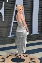 Elizabeth Banks – 2018 Vanity Fair Oscar Party in Beverly Hills