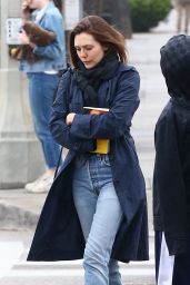 Elizabeth Olsen Wearing Jeans & Jacket - Los Angeles 03/10/2018