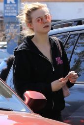 Elle Fanning in Workout Clothes - Hits the Gym in LA 03/28/2018