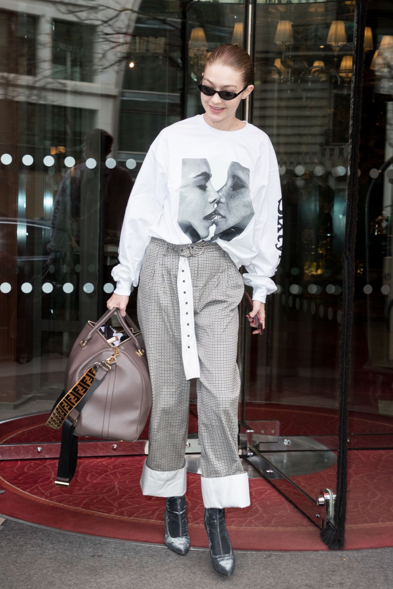 Gigi Hadid Style - Leaving the Royal Monceau Hotel in Paris 03/29/2018 ...