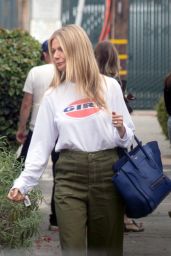 Gwyneth Paltrow Leaving a Business Meeting in Los Angeles 03/12/2018