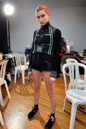 Hailey Baldwin Walks Off-White Show – Paris Fashion Week 03/01/2018