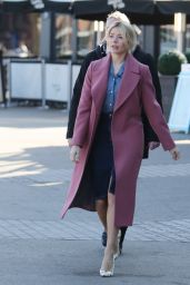 Holly Willoughby - Outside ITV Studios in London 03/26/2018